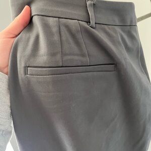 RW&CO. Gray Ankle Cropped Pants